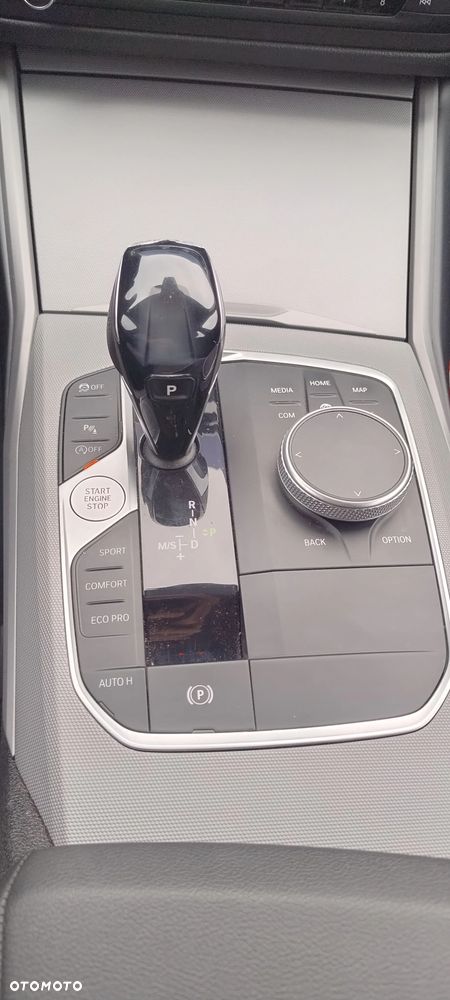 BMW Seria 3 318d - 18