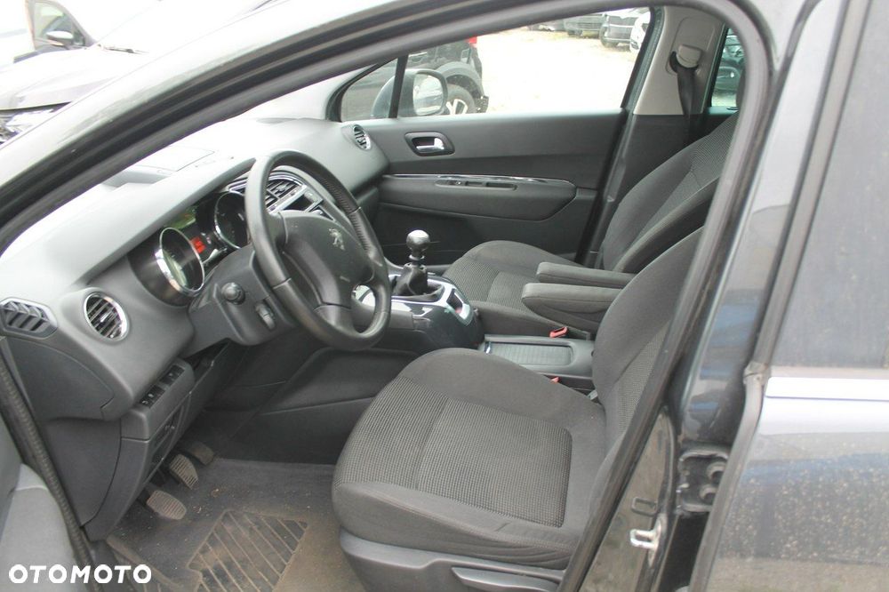 Peugeot 5008 - 9