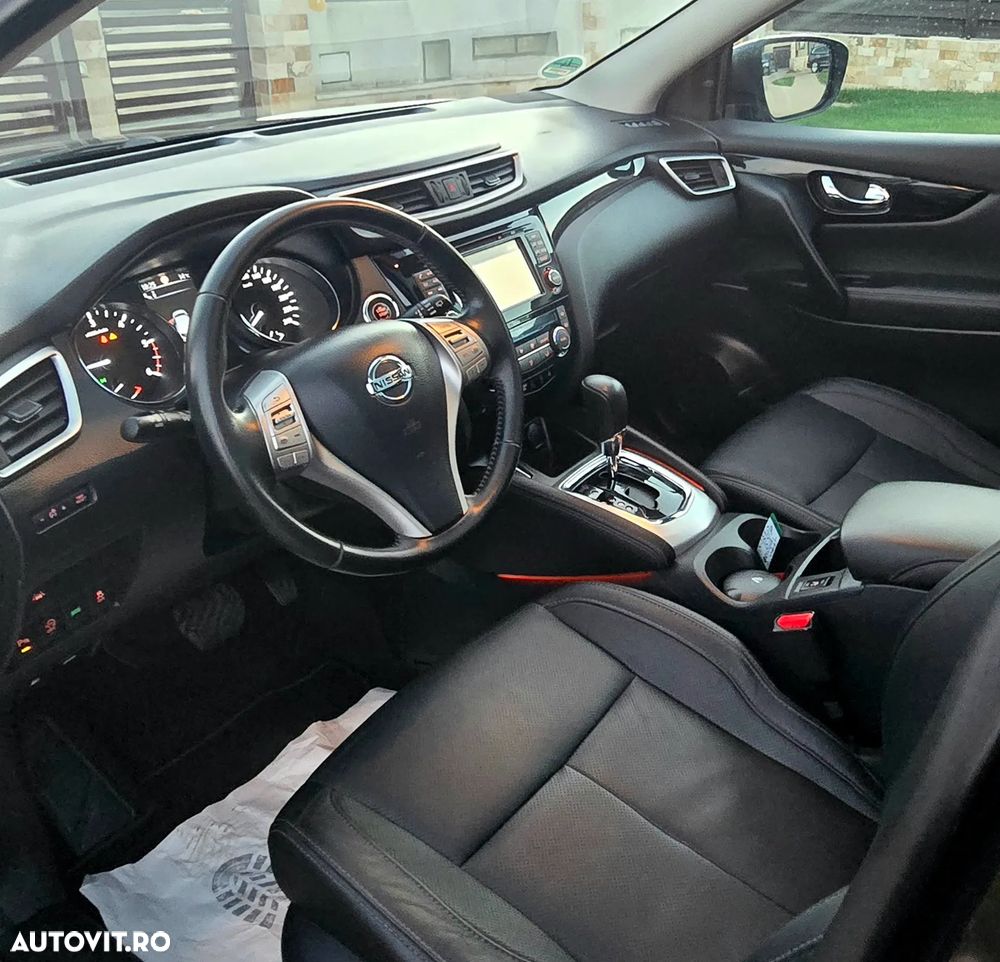 Nissan Qashqai 1.6 DCI Xtronic TEKNA - 39