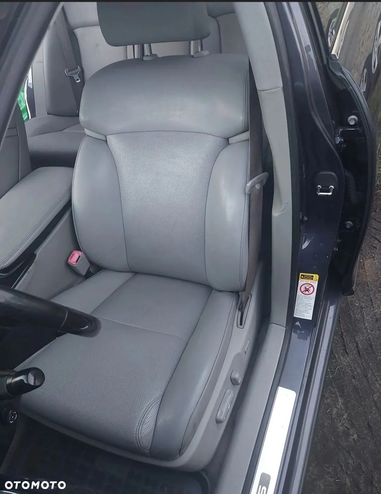 Lexus GS - 9