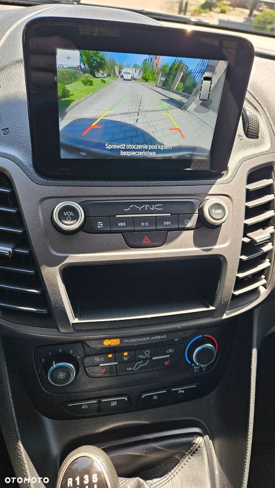 Ford Tourneo Connect Grand - 11