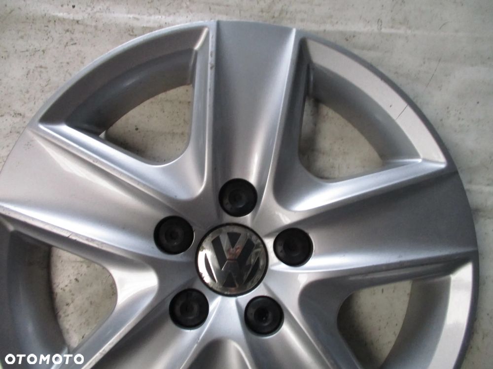 KOŁPAKI STRUKTURALNE 16 VW - 15