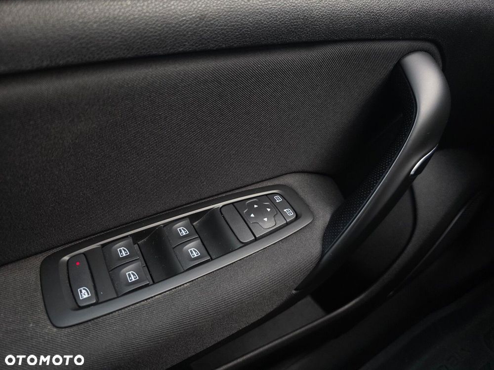 Renault Megane 1.3 TCe FAP Business - 9