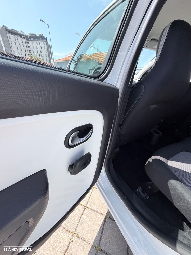 Renault Twingo Z.E. 22 Zen - 15