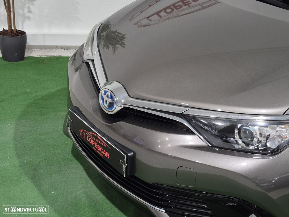 Toyota Auris 1.8 HSD Exclusive - 4