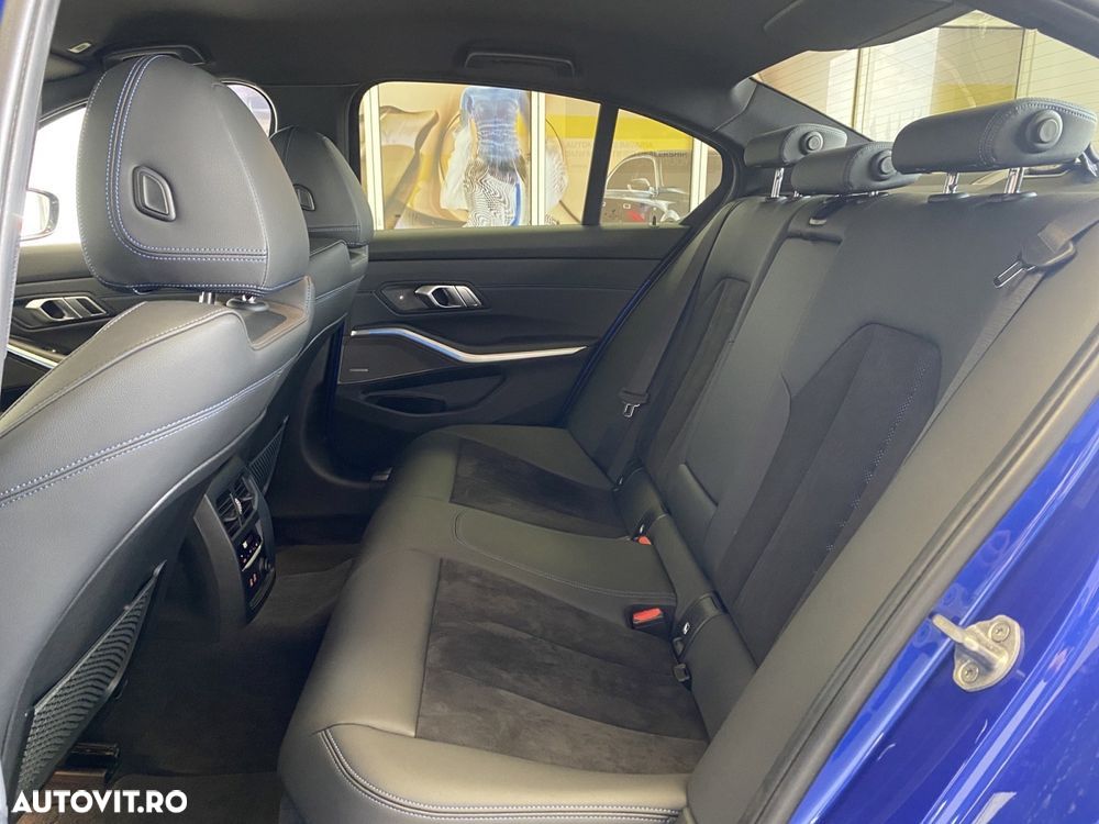 BMW Seria 3 330e Aut. M Sport - 12