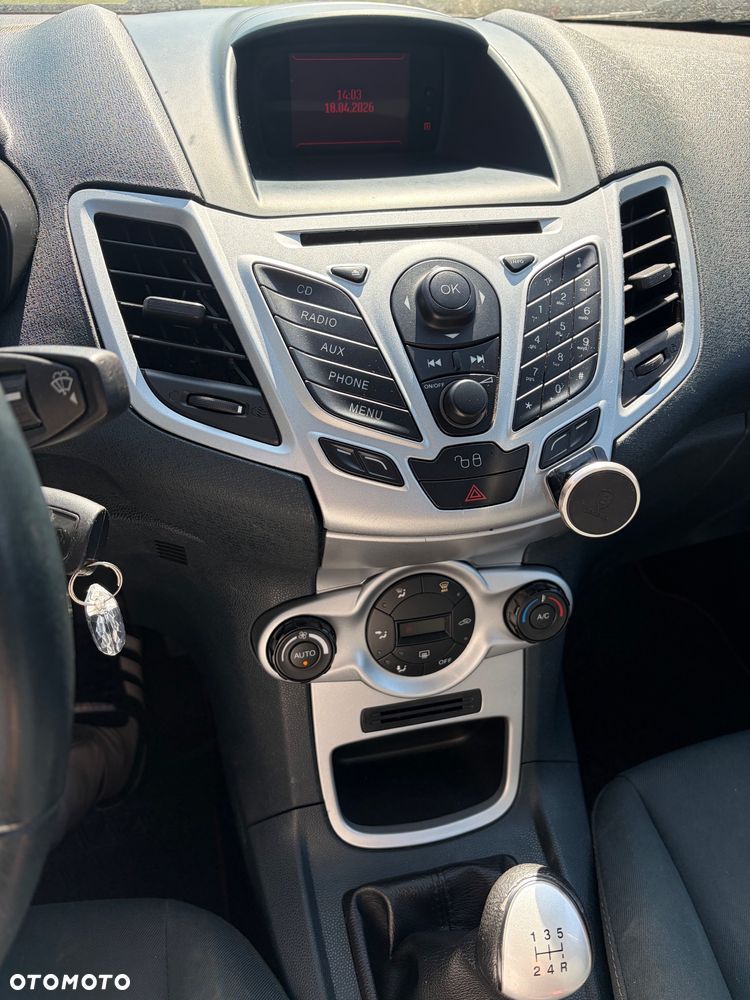 Ford Fiesta - 9