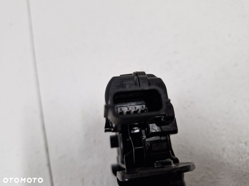 RENAULT MEGANE IV 4 ZAMEK KLAPY BAGAŻNIKA TYŁ TYLNY 4 PIN 905039004R - 4