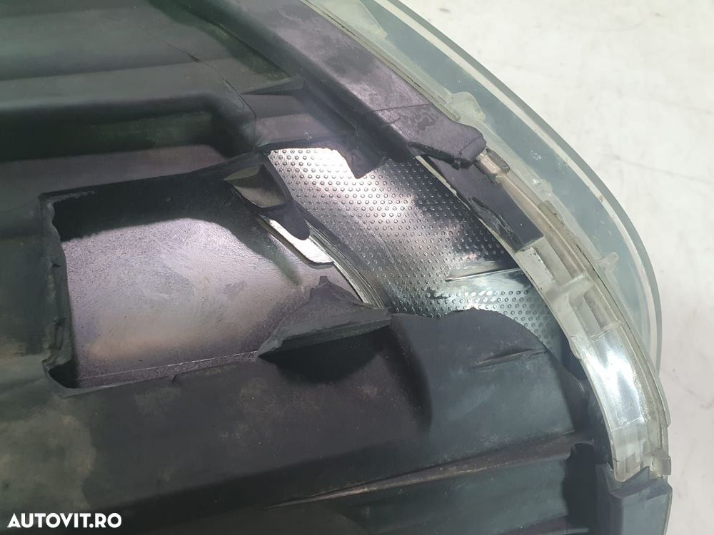 Far dreapta Hyundai ix35 1 [2009 - 2013] 2.0 crdi D4HA - 4