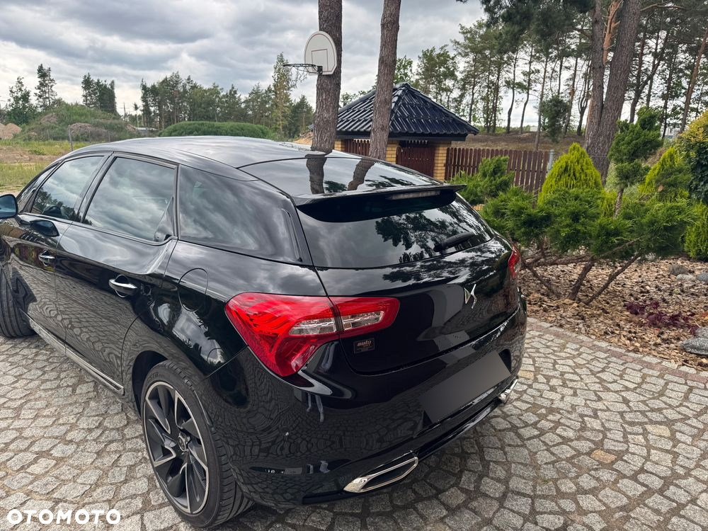 DS Automobiles DS 5 - 5