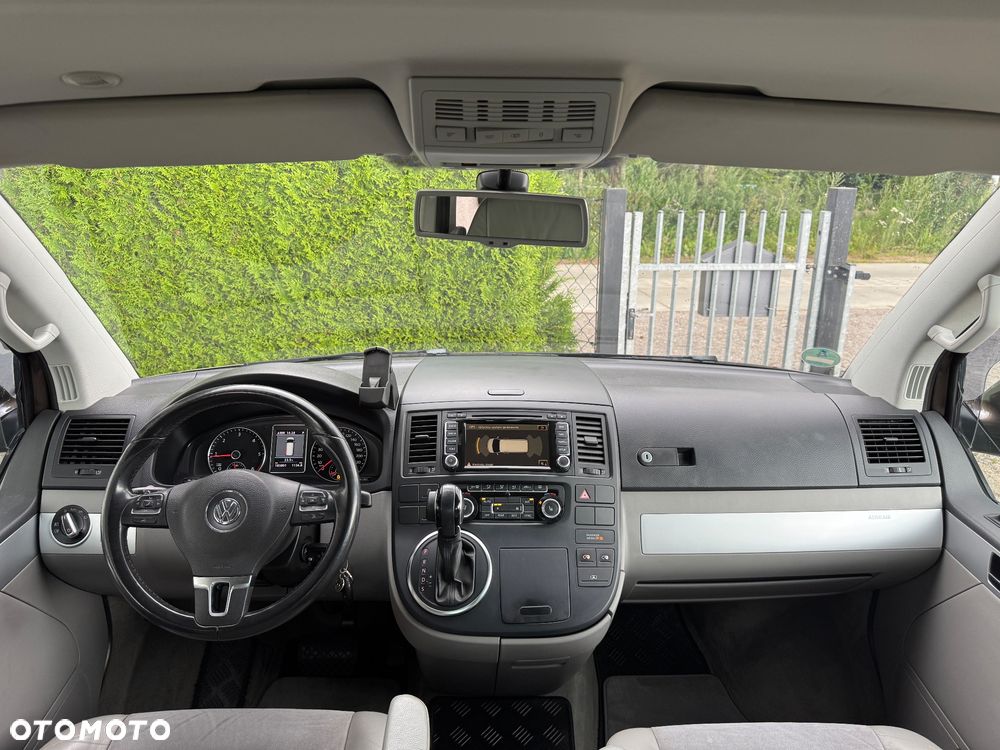 Volkswagen Multivan - 9