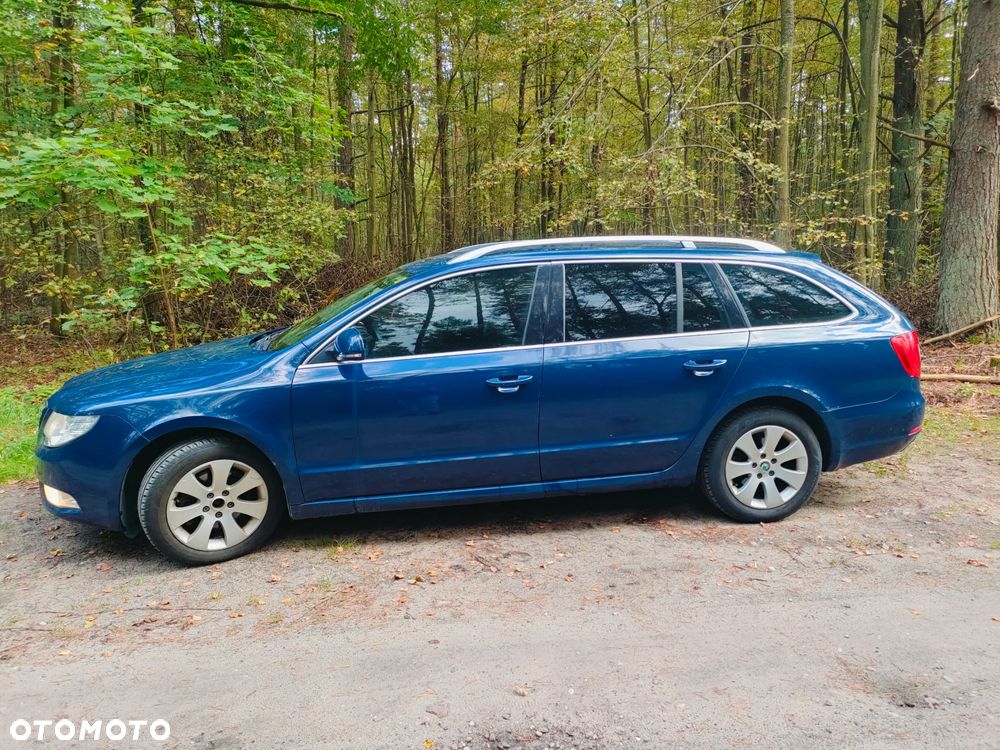 Skoda Superb 2.0 TDI Ambition Outdoor - 3