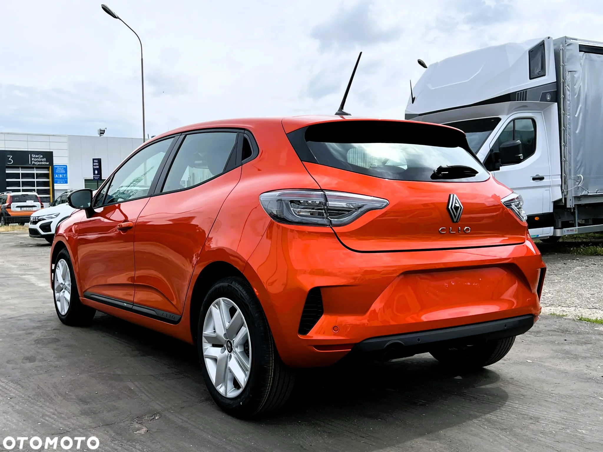 Renault Clio - 7