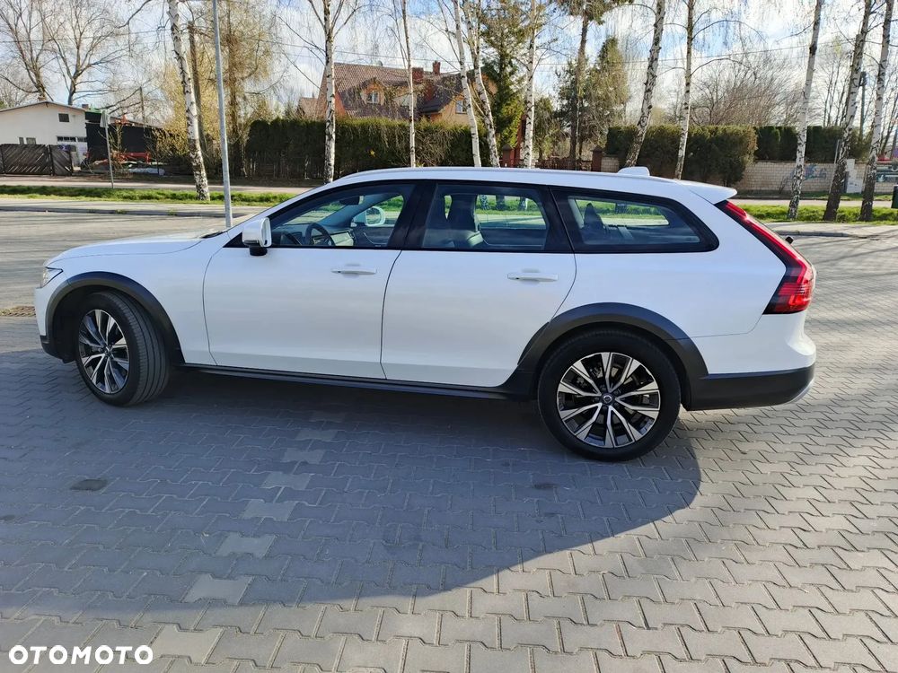 Volvo V90 Cross Country B4 D AWD Ultimate - 36