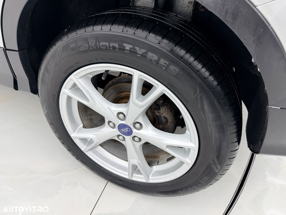 Ford Kuga 1.5 EcoBoost 2WD Trend - 14