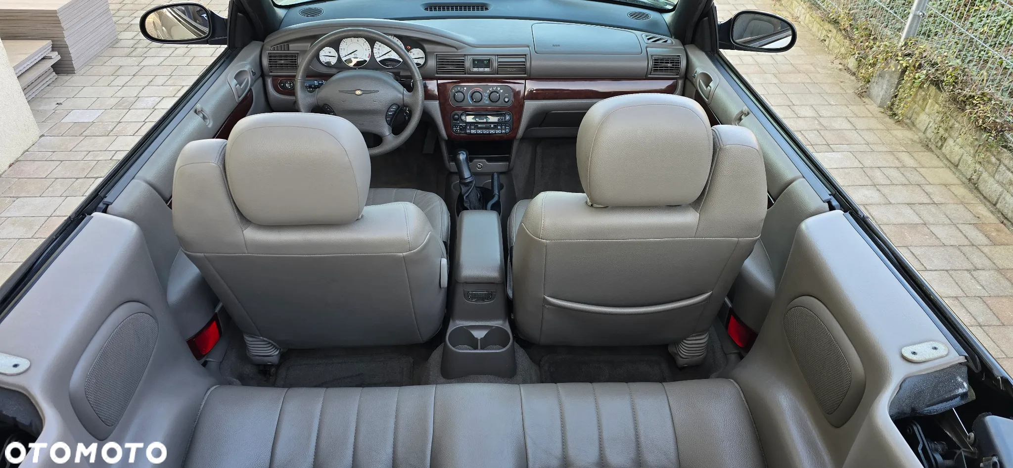 Chrysler Sebring - 22