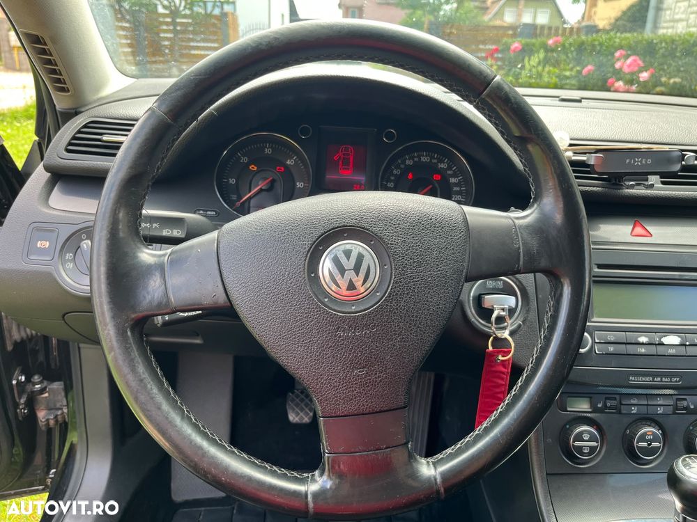 Volkswagen Passat 1.9 TDI Comfortline - 11