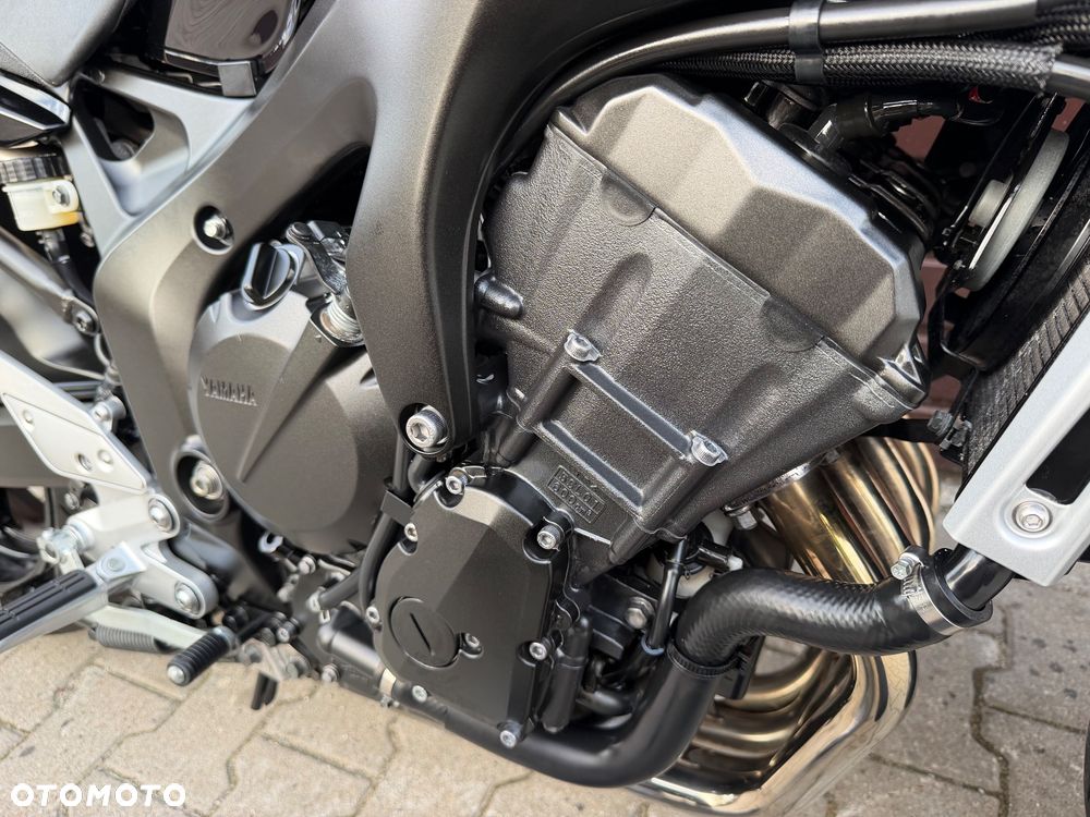 Yamaha FZ6 - 19