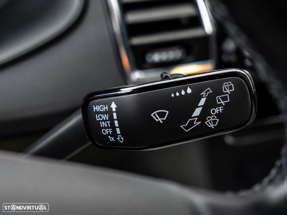SEAT Ateca 1.6 TDI ECOMOTIVE Reference - 19