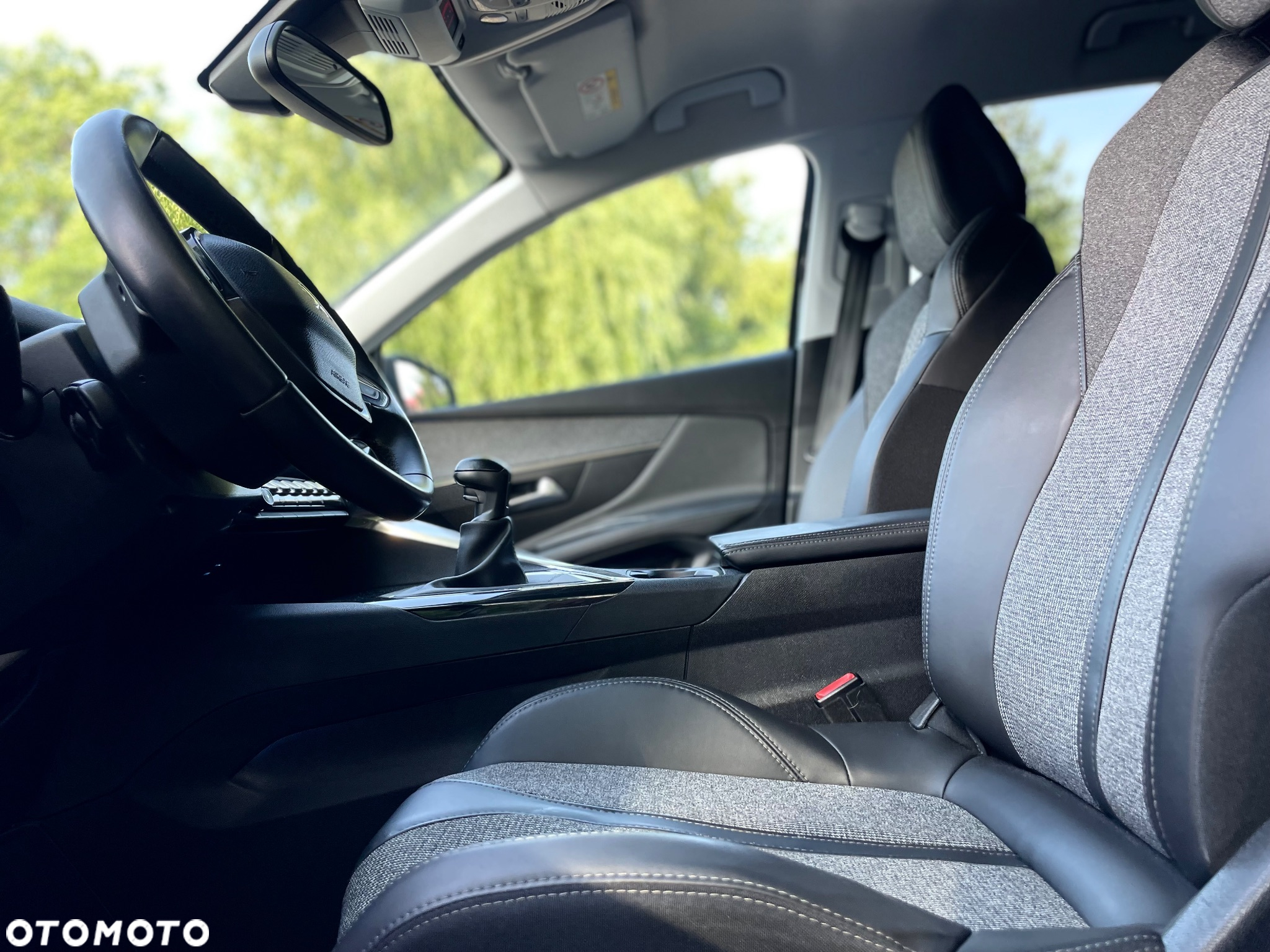 Peugeot 3008 1.6 BlueHDi Allure S&S - 10