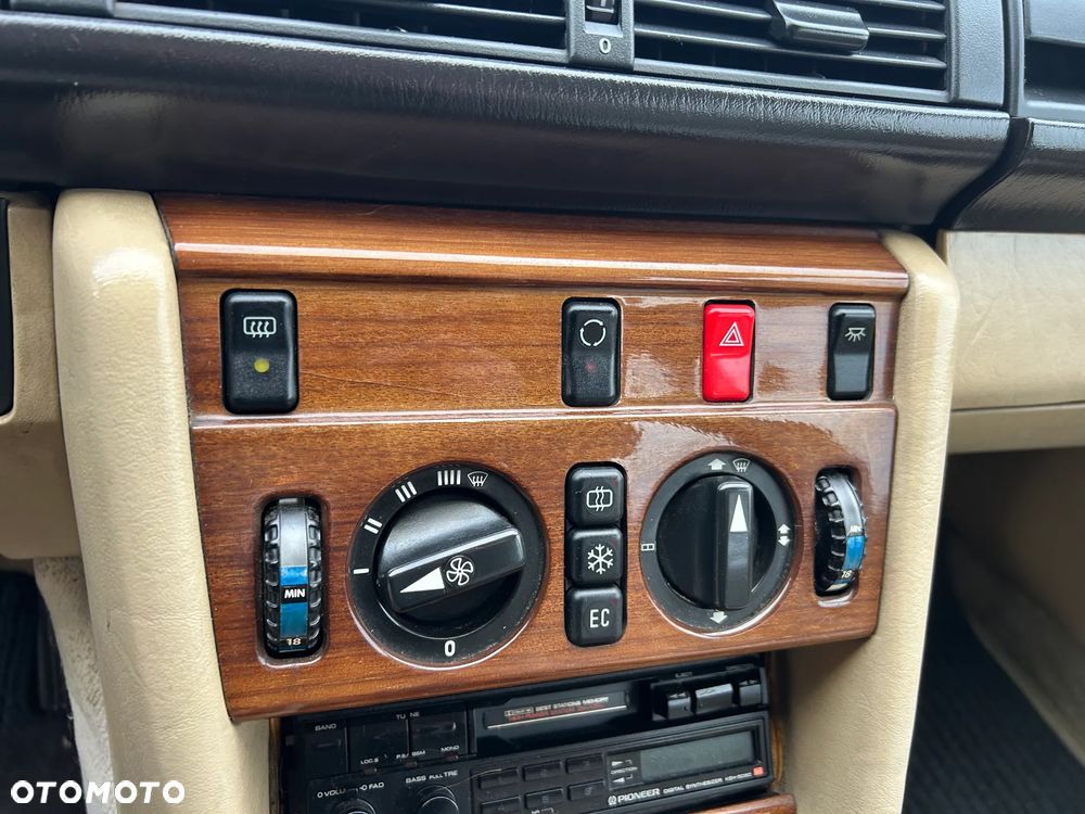 Mercedes-Benz W124 (1984-1993) - 17