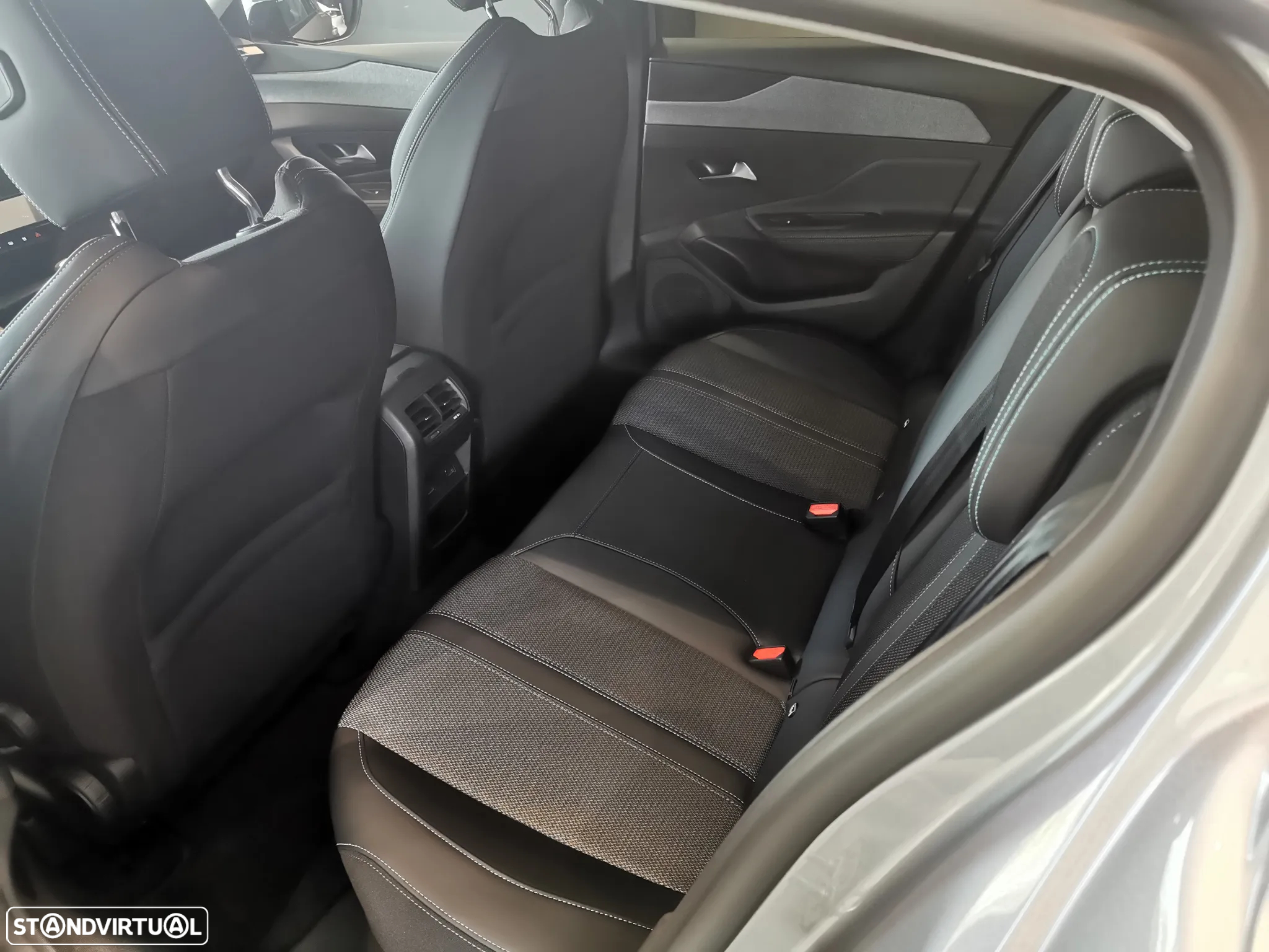 Peugeot 308 1.2 PureTech Allure - 15