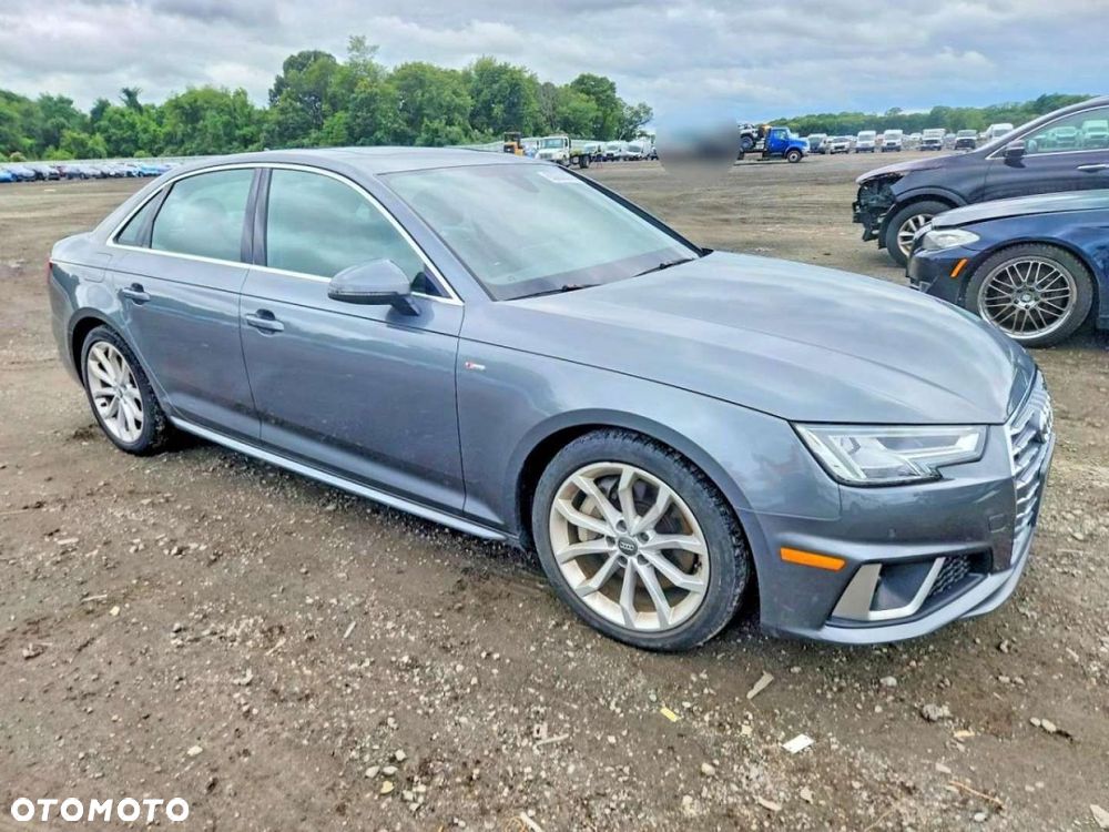 Audi A4 Limousine - 6