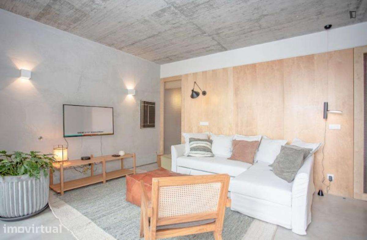 Apartamento com 1 quartos - localizado em Santo Ildefonso Porto - Grande imagem: 3/16