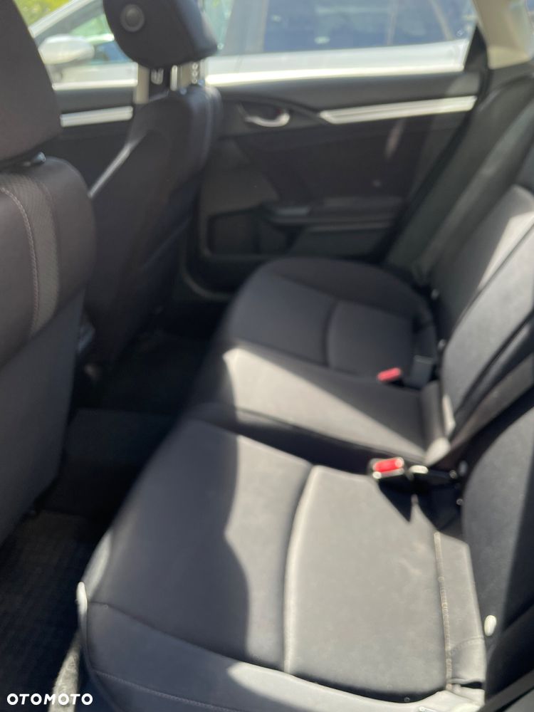 Honda Civic 1.5 T Elegance CVT - 12