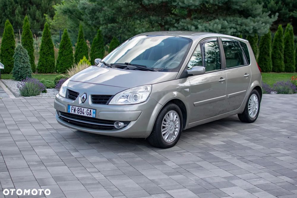 Renault Scenic - 11