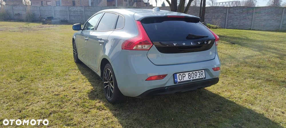 Volvo V40 D2 Momentum - 6
