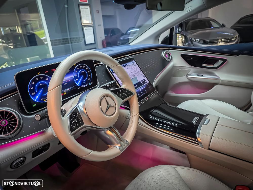 Mercedes-Benz EQE SUV 300 - 28