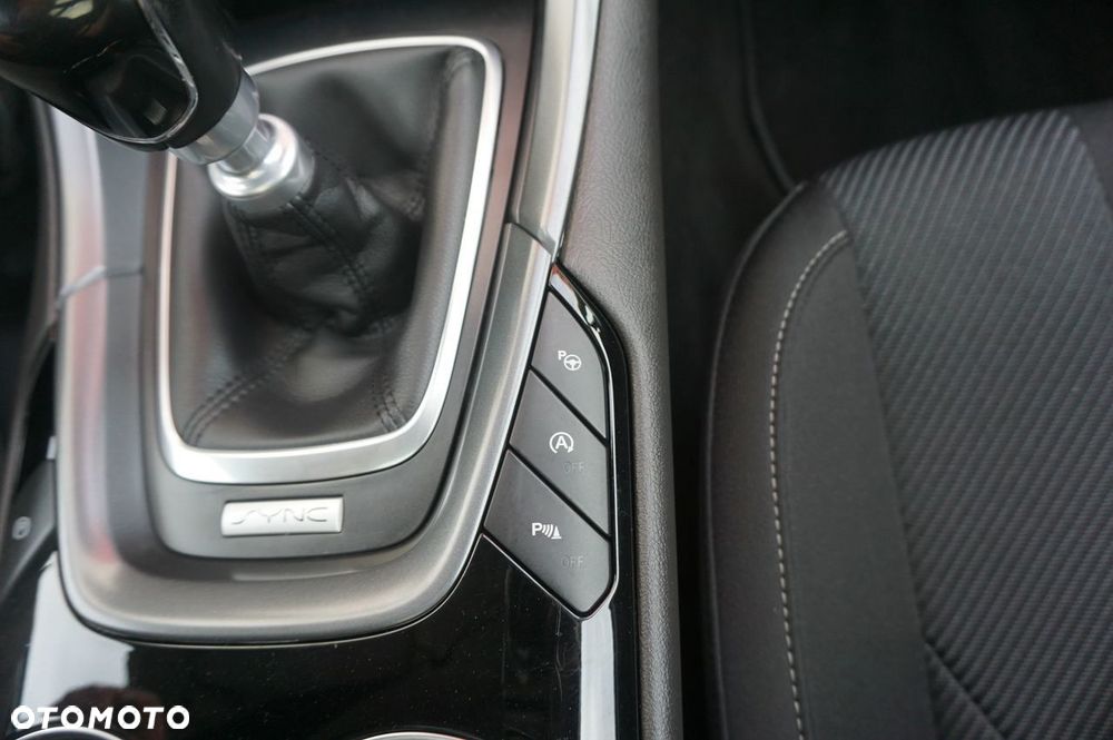 Ford Mondeo 2.0 TDCi STart-Stopp Titanium - 24