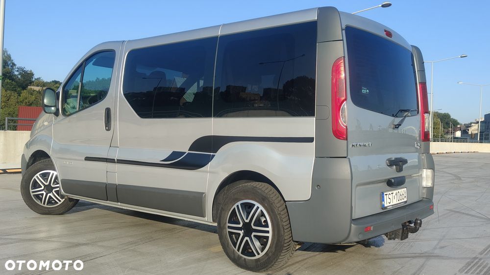Renault Trafic 2.5 dCi 150 FAP Passenger L1H1 Quickshift Privilège - 23