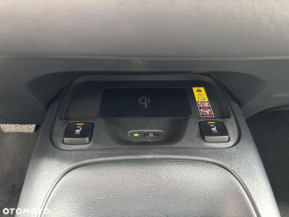 Toyota Corolla 2.0 Hybrid Comfort - 15