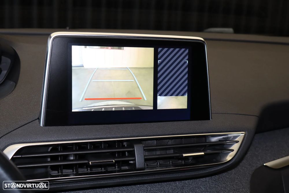Peugeot 5008 BlueHDI 130 EAT8 Allure - 21