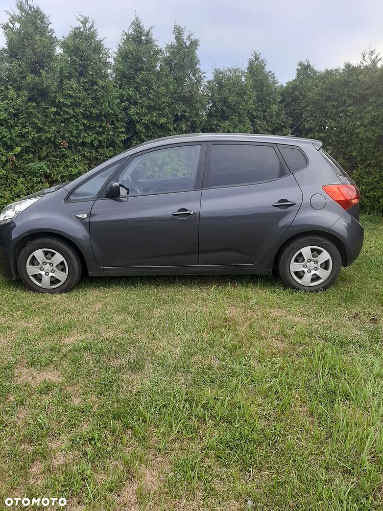 Kia Venga 1.6 L - 2