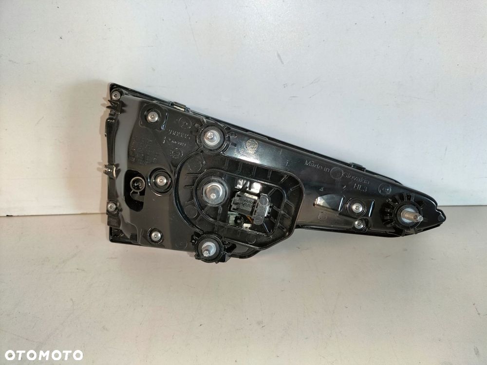 lampa tylna tył prawa audi a4 b9 8w 15-19 sedan led - 4