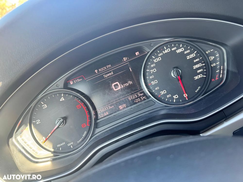 Audi A4 2.0 TDI S tronic - 25