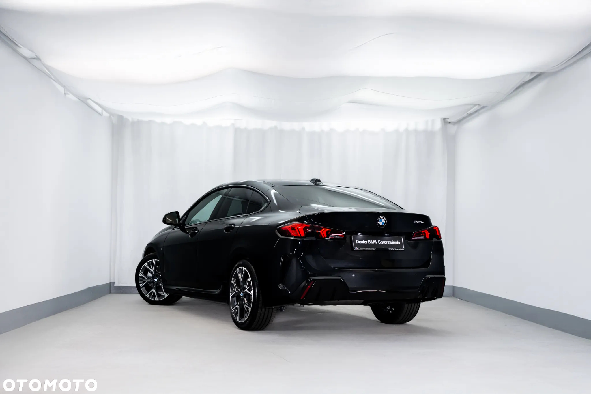 BMW Seria 2 218d M Sport - 16