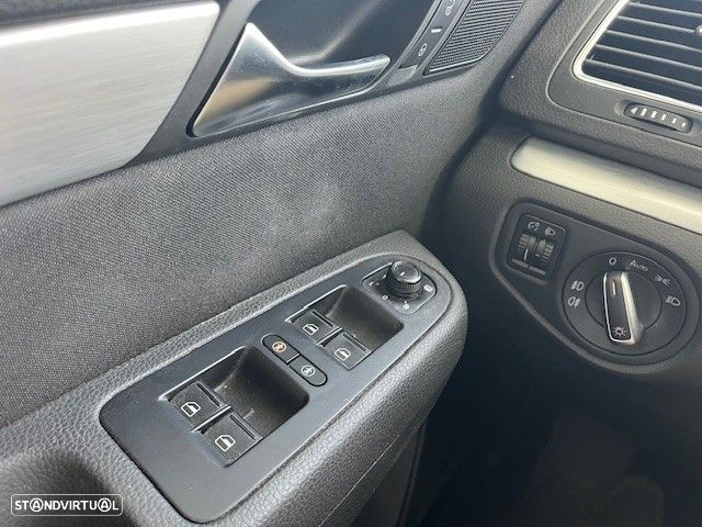 VW Sharan 2.0 TDi Blue Confortline - 10
