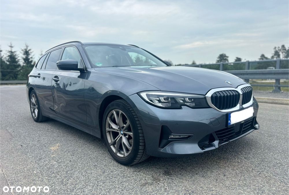 BMW Seria 3 318d Sport Line Shadow - 4