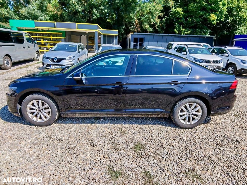 Volkswagen Passat 2.0 TDI DSG Comfortline - 9