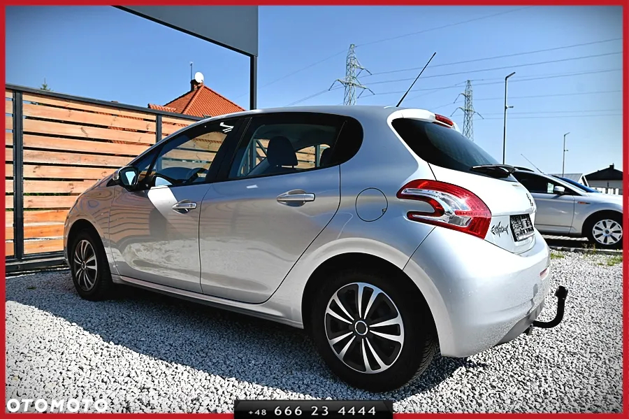 Peugeot 208 1.2 VTi Style - 9