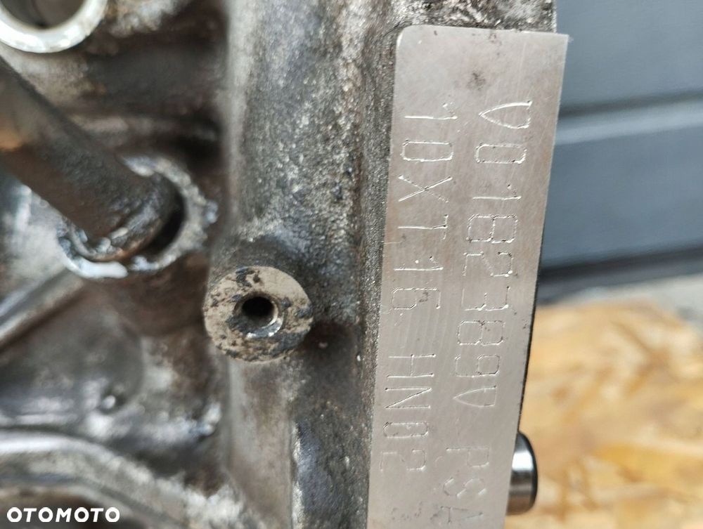 BLOK SILNIKA DÓŁ HN02 PEUGEOT 3008 1.2 THP - 9