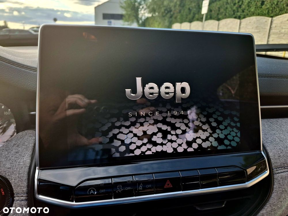 Jeep Compass - 21