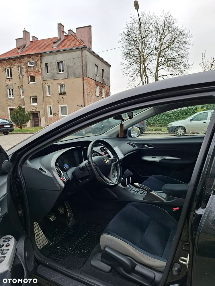 Honda Civic 1.8 Comfort - 2