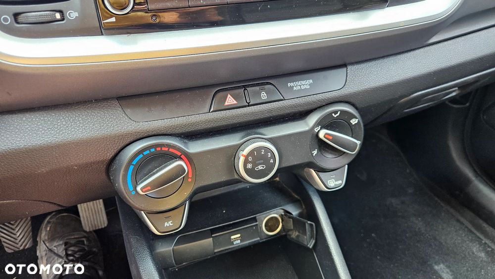 Kia Stonic 1.2 Spirit - 27
