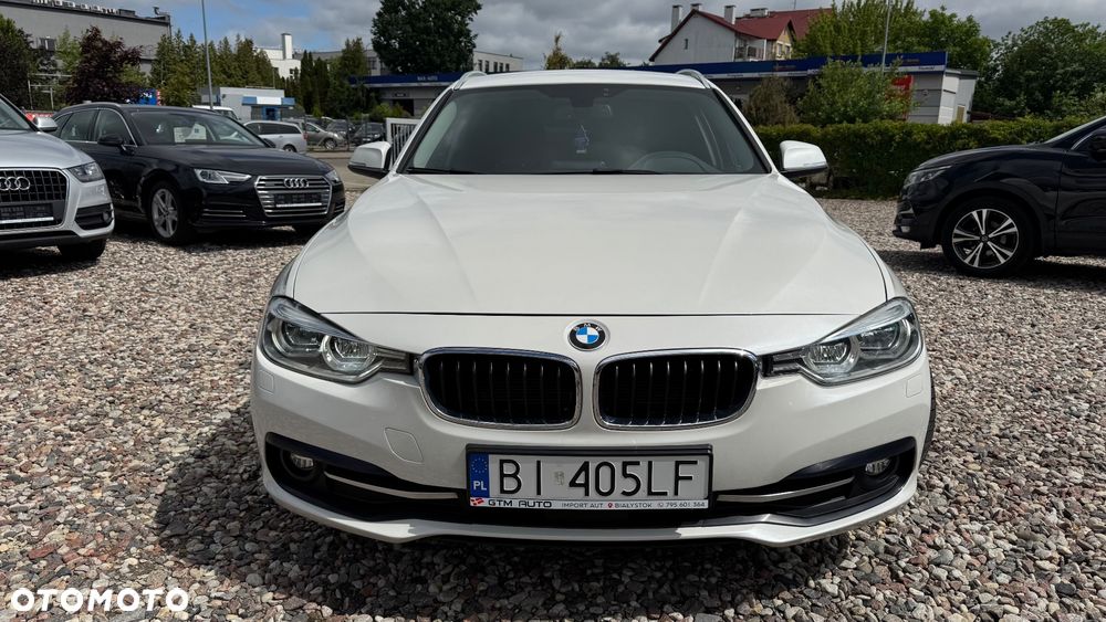 BMW Seria 3 320d Sport Line - 24