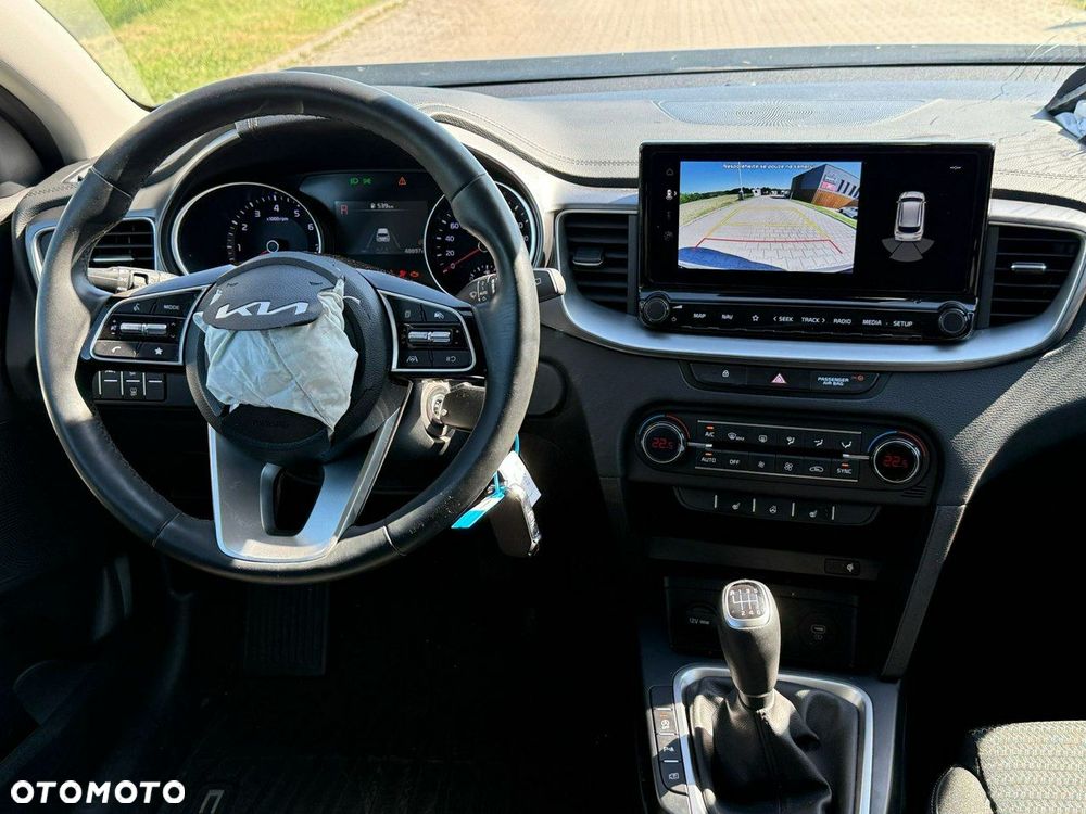 Kia Ceed 1.5 T-GDI Business Line - 21